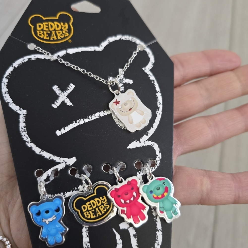 NWT Deddy Bears Interchangeable Charm Necklace